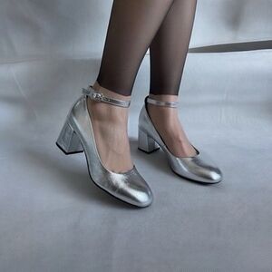 Rebecca Minkoff Metallic Silver Leather Ankle Strap Pumps Women's Shoes 8M Good
